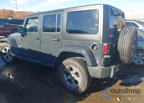 2017 Jeep Wrangler Unlimited Sahara 4X4 из США, поврежденный, VIN 1C4BJWEG1HL557282